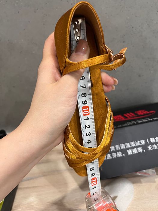 Туфли для бальных танцев