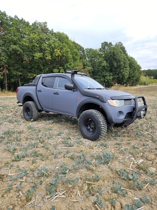 Vand Mitsubishi l200 , (accept și unele variante)