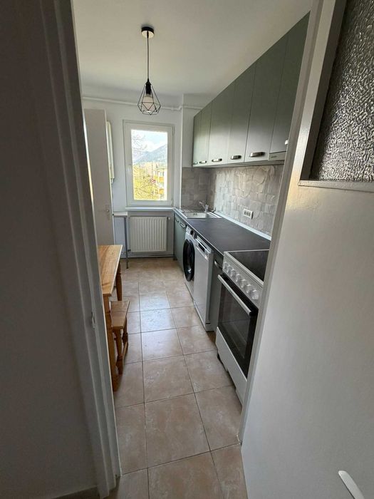 Inchiriez apartament cu 2 camere