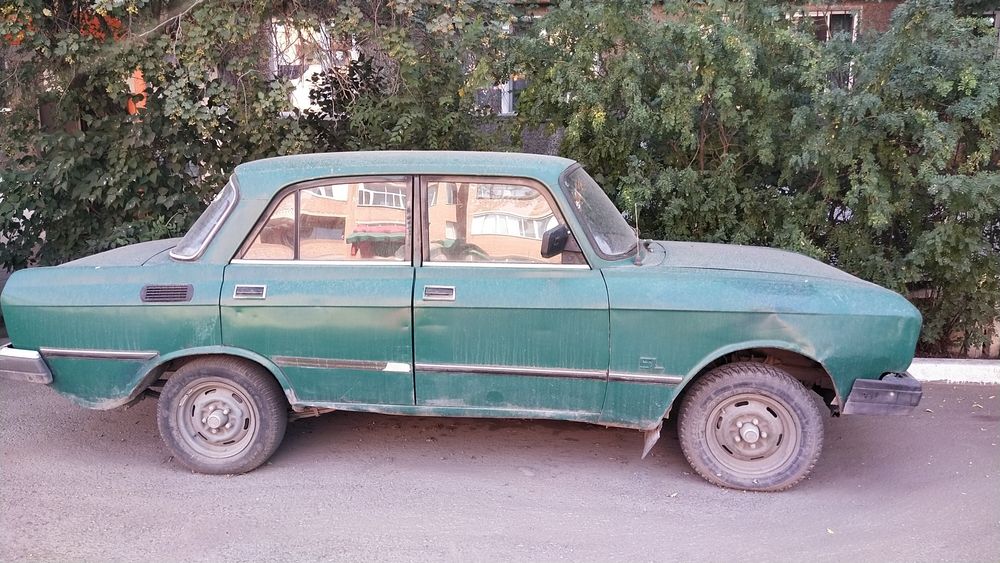 Продаю москвич на ходу