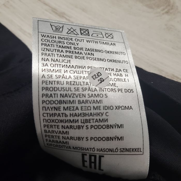 Tricou Ellesse, mărime L, nou, cu etichetă