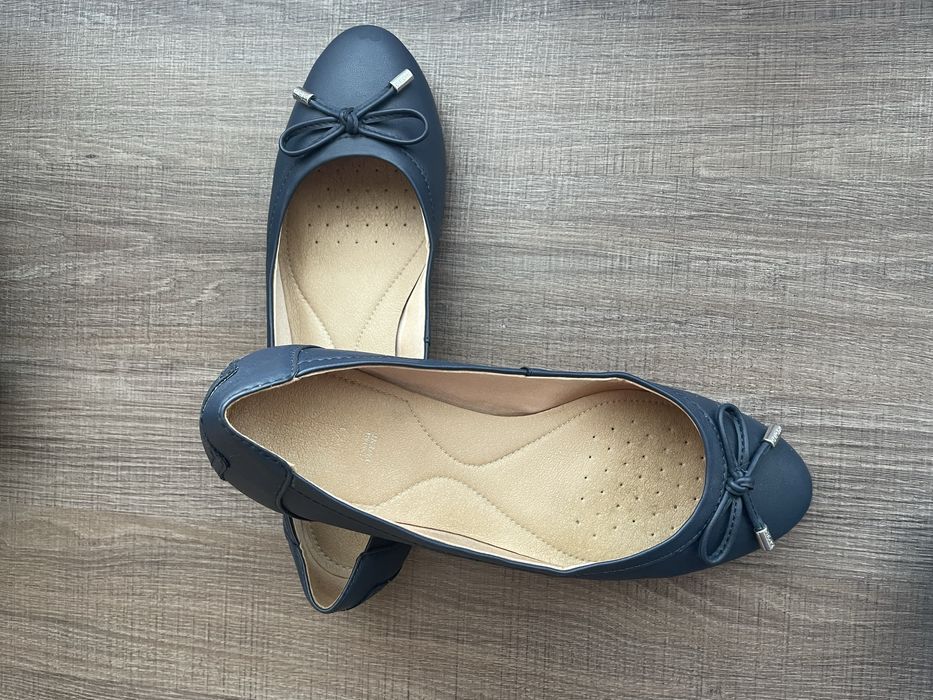 Обувки Geox, тип балерина