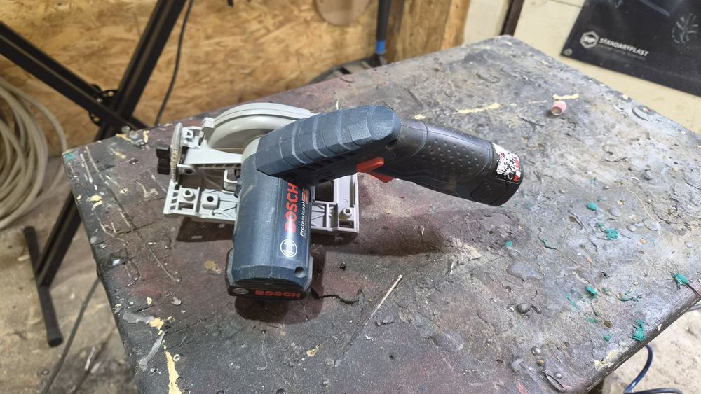 Bosch gks 12-26 fierastrau polizor