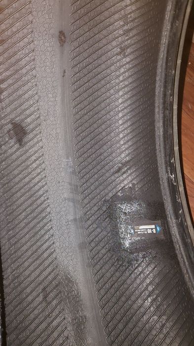 Продам зимние шины липучку  Gisloved.