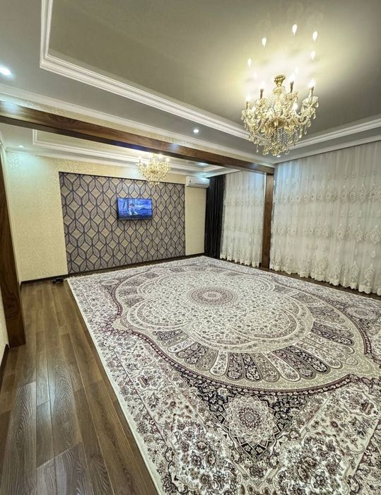 Юнусабад 9 квартал. Продается квартира 4/3/5