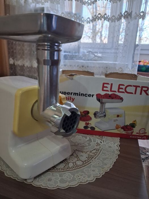 Электромясорубка