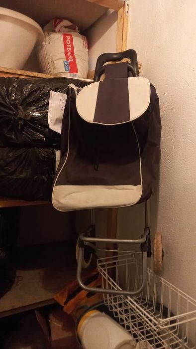 Продается сумка тележка на колесах