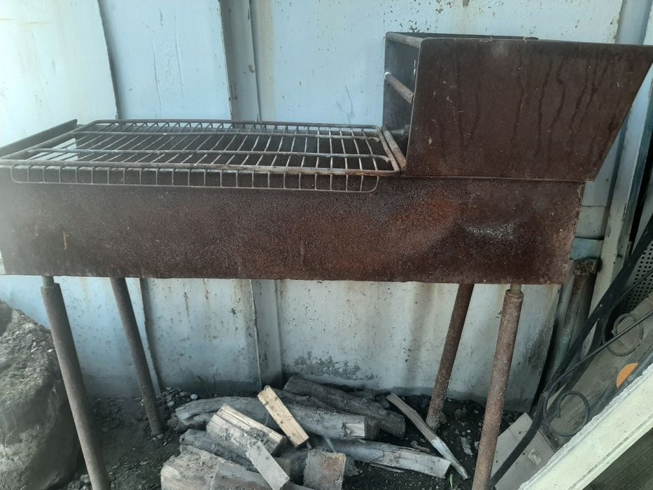 Мангалы, коктальницы