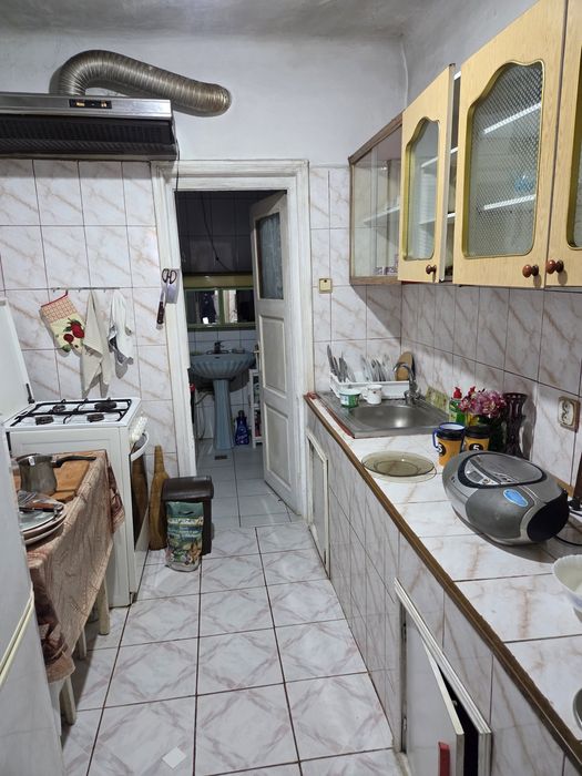 Inchiriez casa Piata Muncii