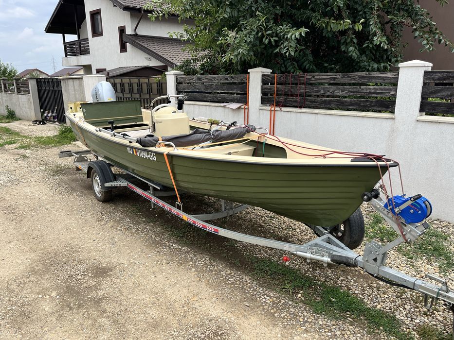 Barca + Motor + Peridoc