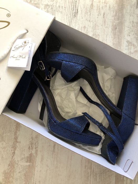 Обувки на ток