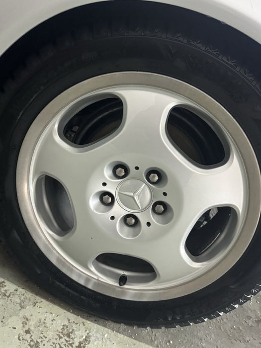 Мерседес Мекаб R17