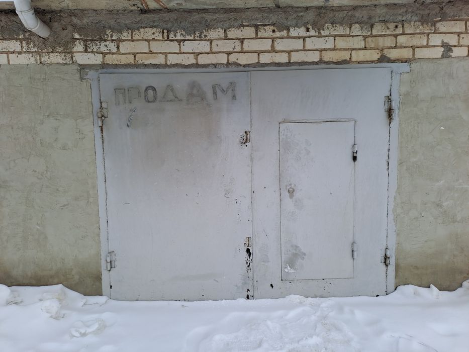 Продам гараж в центе, район бывшего паспортного