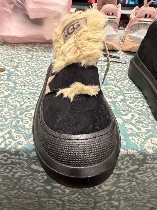 Дамски обувки UGG на промоция.