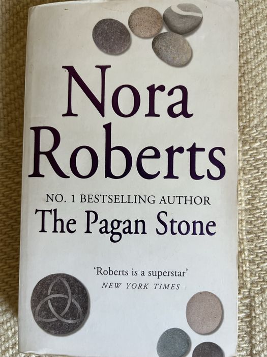 Книга на английски език