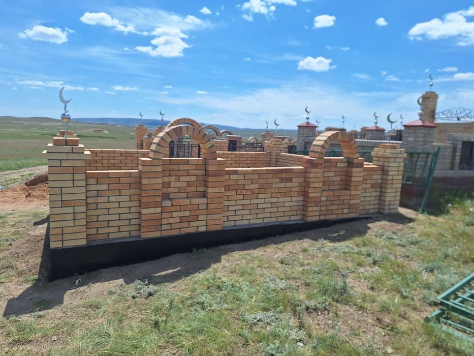Мазары , Памятники,  оградки