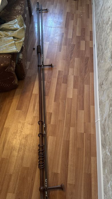 Продам Настенный карниз