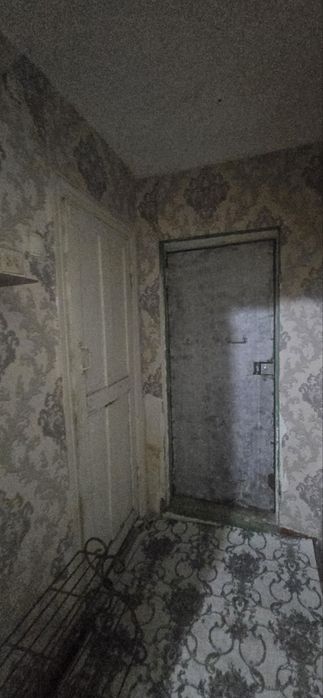 Чирчик шахар Аранча леса склад 1-хона 2-етаж квартира ижарага берилади