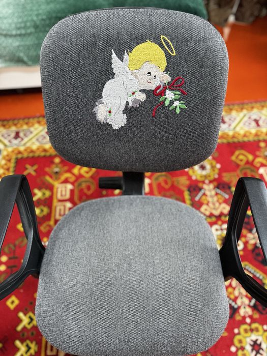 Продам кресло.