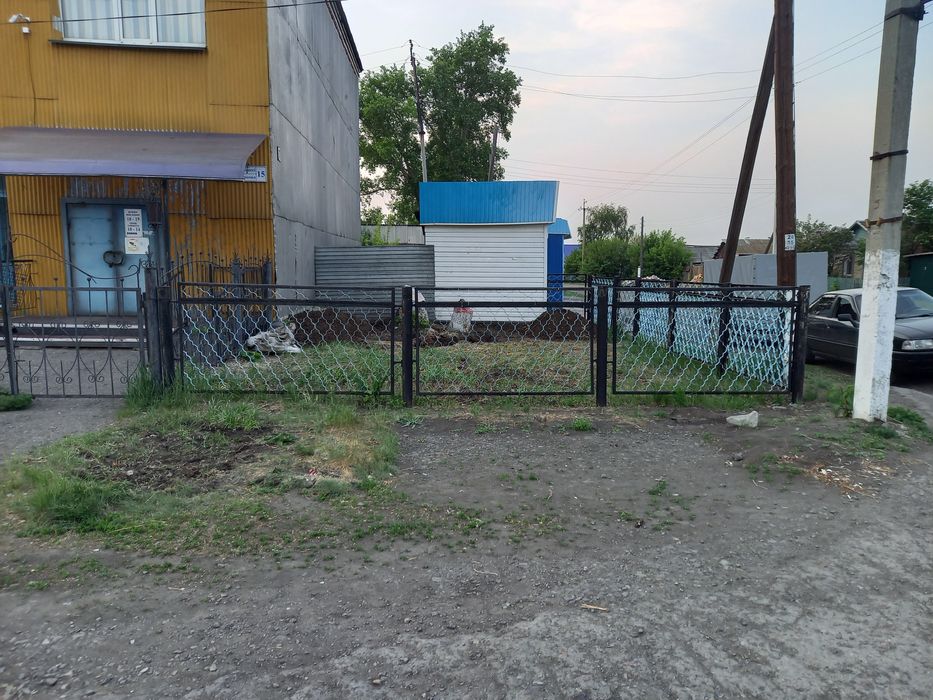 Срочно продам павильон с участком !!!