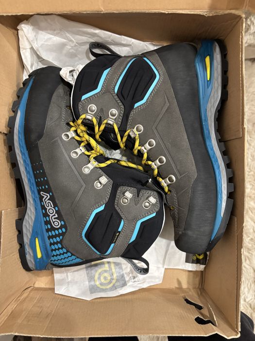 Продам обувь Asolo для гор