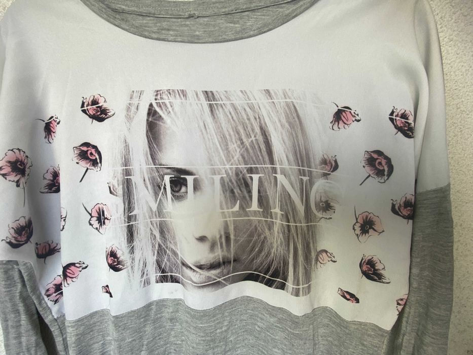 Bluza gri cu alb, vascoza, nou fara eticheta, S/M