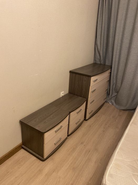 Продам спальний гарнитур