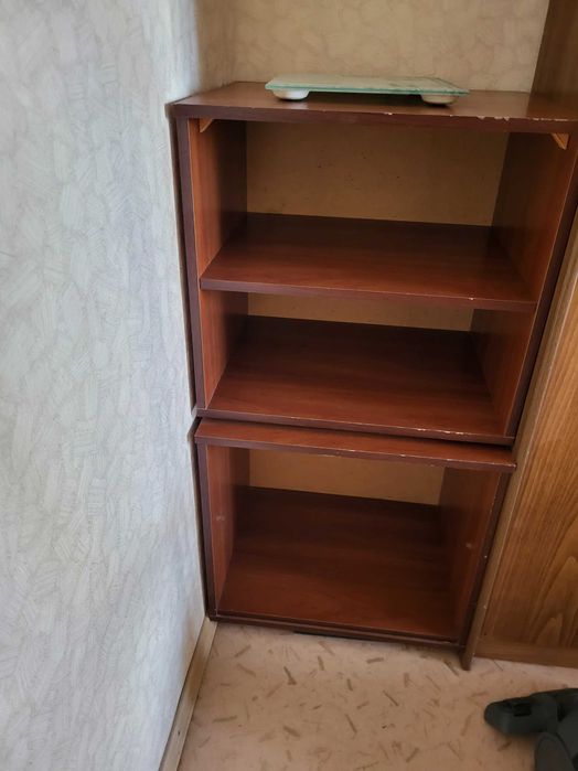 Продам компактную тумбу