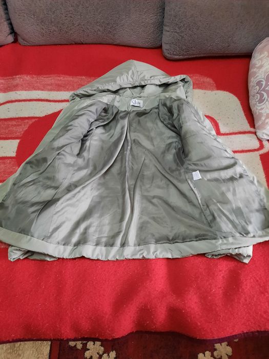 Продаётся женская куртка