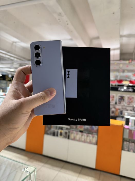 Samsung Z fold 5 256gb