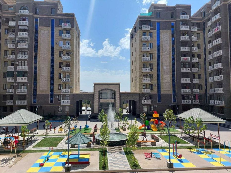 Uy sotiladi srochno sergili 3a green house 12/24