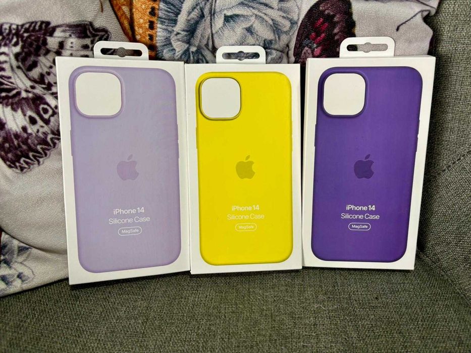 Husa de Silicon cu MagSafe pentru iPhone 14