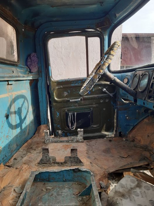 Zil kabina 30 sotiladi