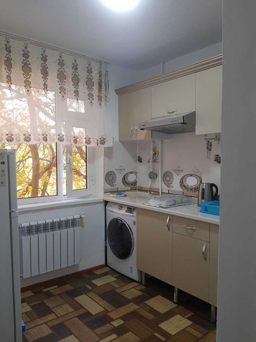 Сдается 2х комнатная квартира в центре города