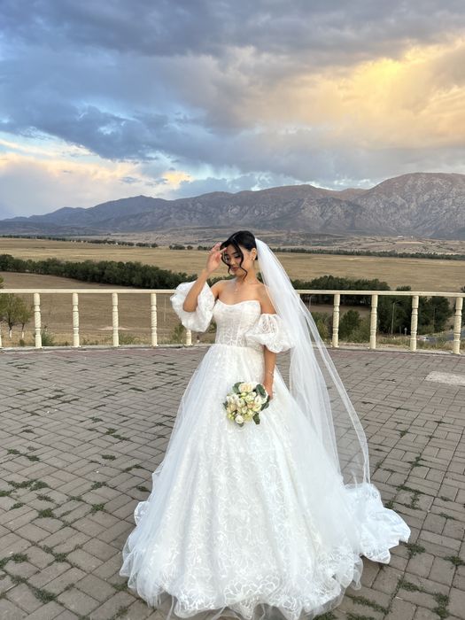 Свадебное платье