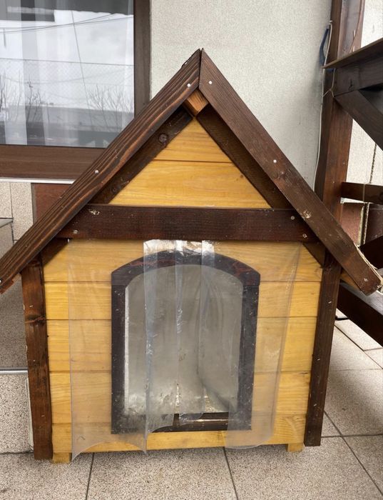 Cusca de caine mediu