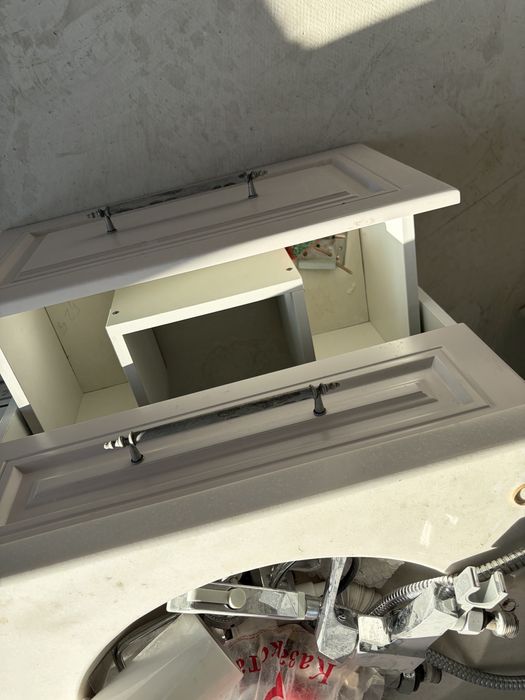 Шкаф встраиваемый