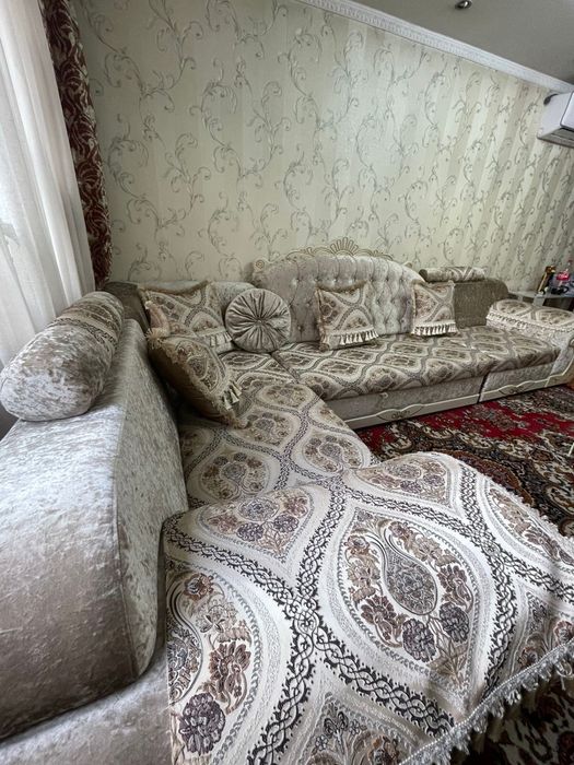 Срочно продам угловой диван