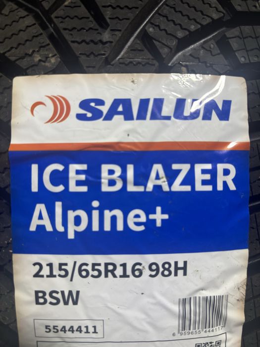 Anvelope Iarna SAILUN 215\65R16