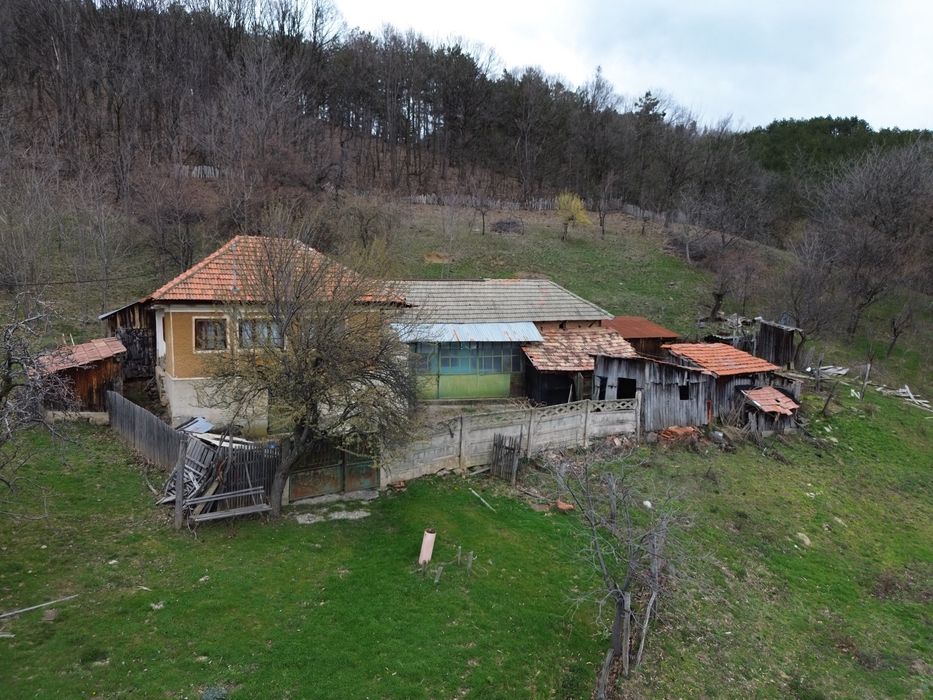 Vand teren intravilan 6915 Mp,Comuna Musetesti,Sat Stancesti , Gorj