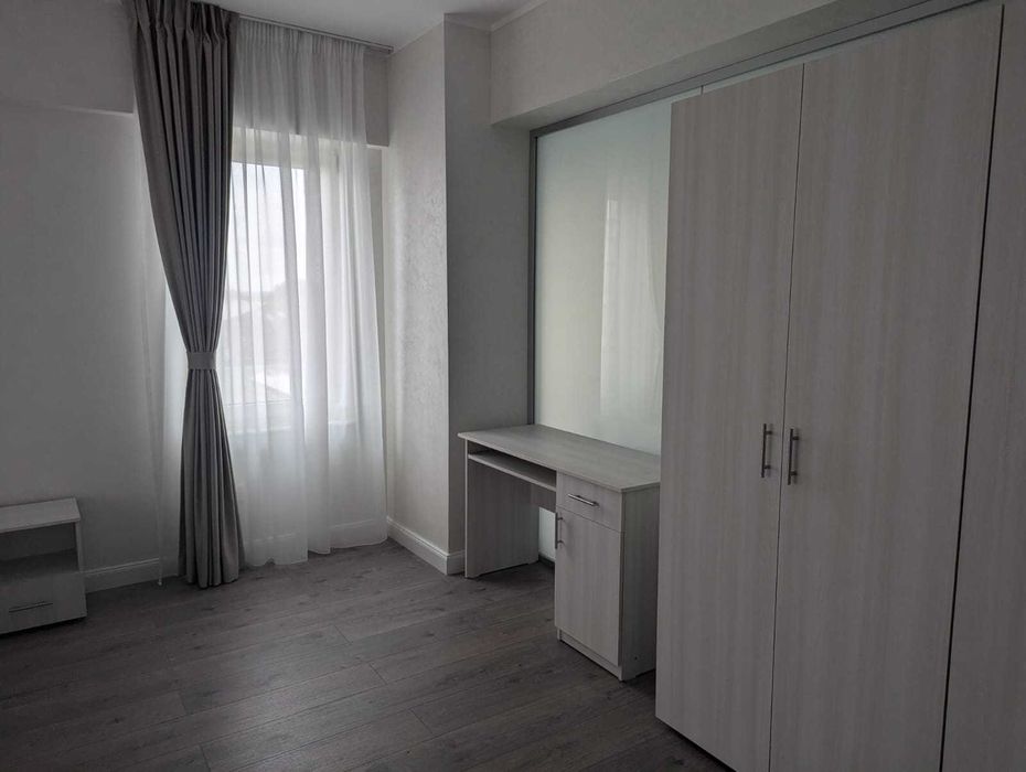 Inchiriere apartament cu o camera Iasi, in Royal Town, zona Copou.