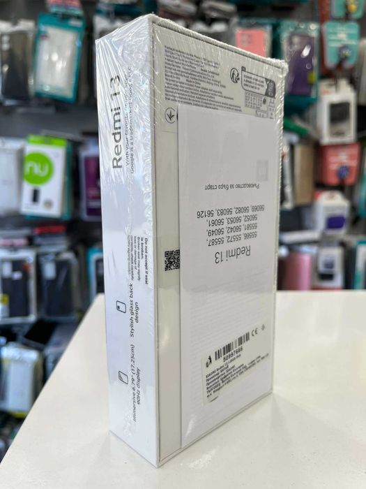 Чисто нов Xiaomi Redmi 13 128 GB/6 GB + гаранция