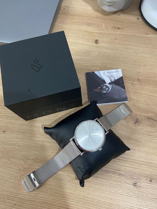 Часовник Malthe Moment