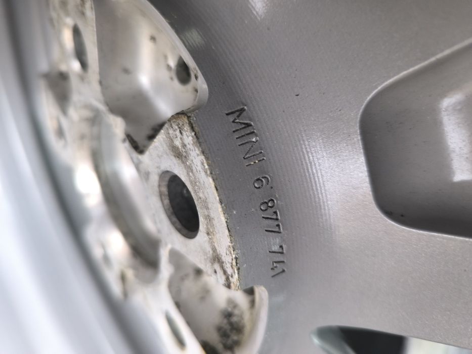 Style 517 16 цола джанти за MINI F54 и BMW 1 и 2 серия F40 и F44 5x112