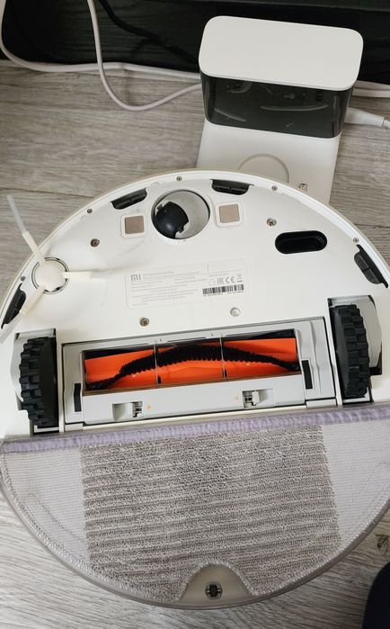 Робот-пылесос б/у