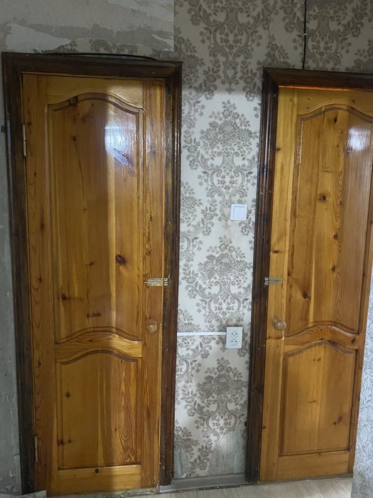 Отдам даром деревянные двери