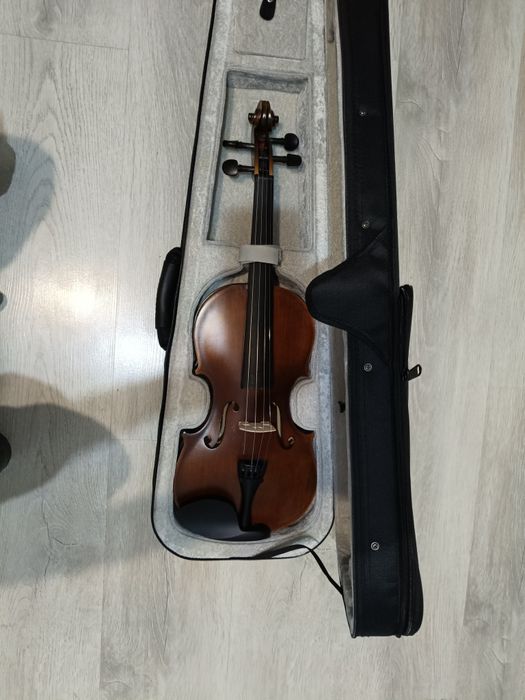 Продам скрипку R.Empire