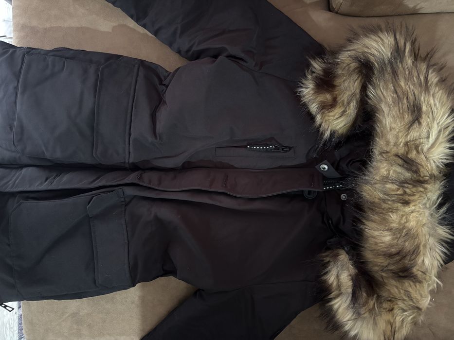 Дамски зимни и пролетни якета