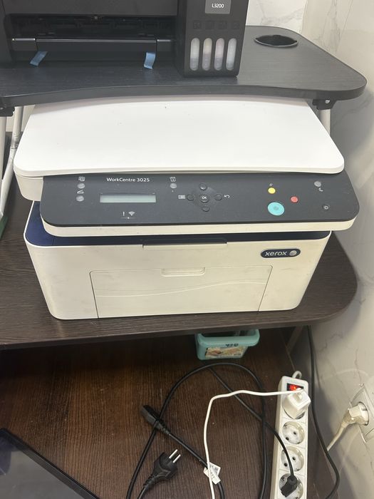 Продам принтер черно белый xerox work centre 3025
