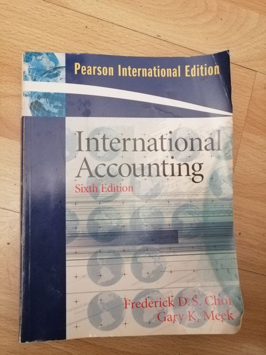 Учебници по икономика на английски език, цена 50 лв за 1 брой.